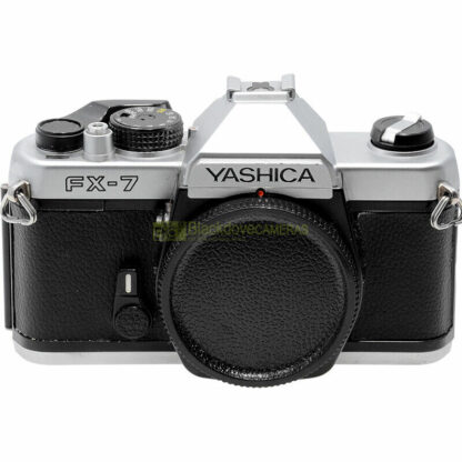 Yashica FX-7. Fotocamera reflex automatica a pellicola. Macchina fotografica. - immagine 3